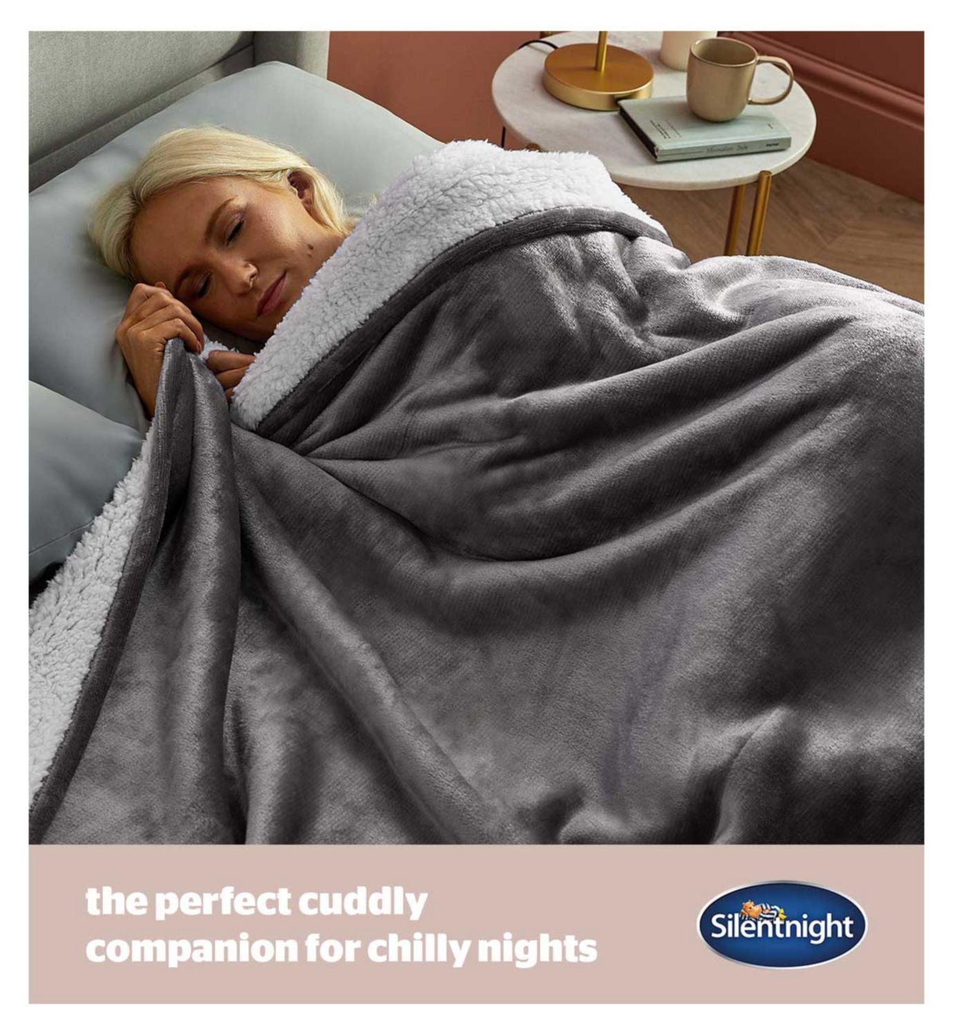 Silentnight Snugsie Super Giant Family Blanket - 270 x 230cm - Charcoal