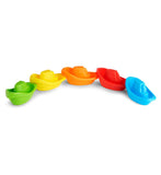Munchkin Boats 5 colourful floating bath toys set, UK version