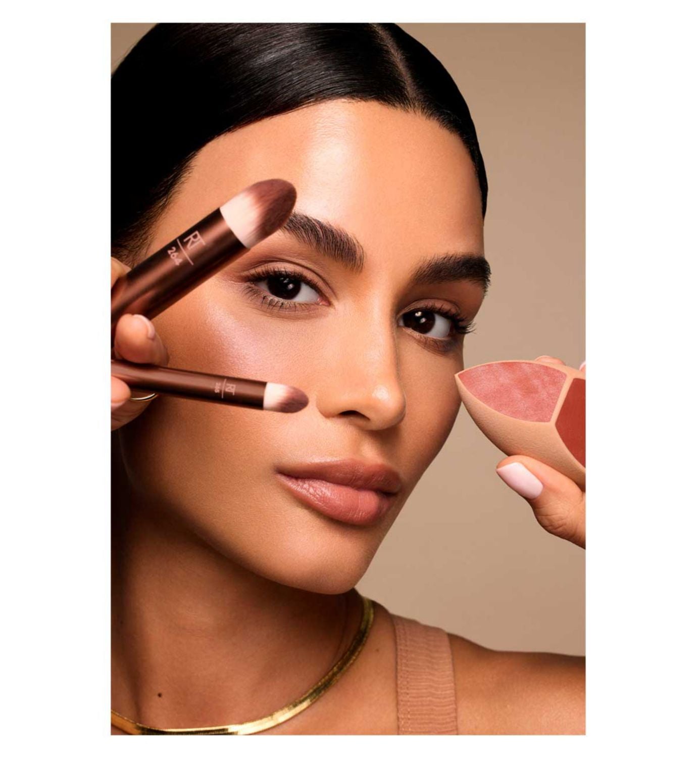 Real Techniques Make Up Saver sponge and brush kit (British brand)