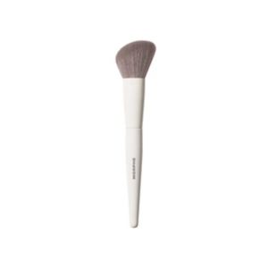 فرشاة مكياج Morphe M241 بزاوية لوضع البرونزر