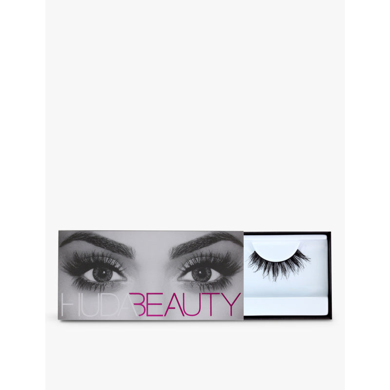 Huda Beauty Samantha Classic Lashes #7 false eyelashes (British brand)
