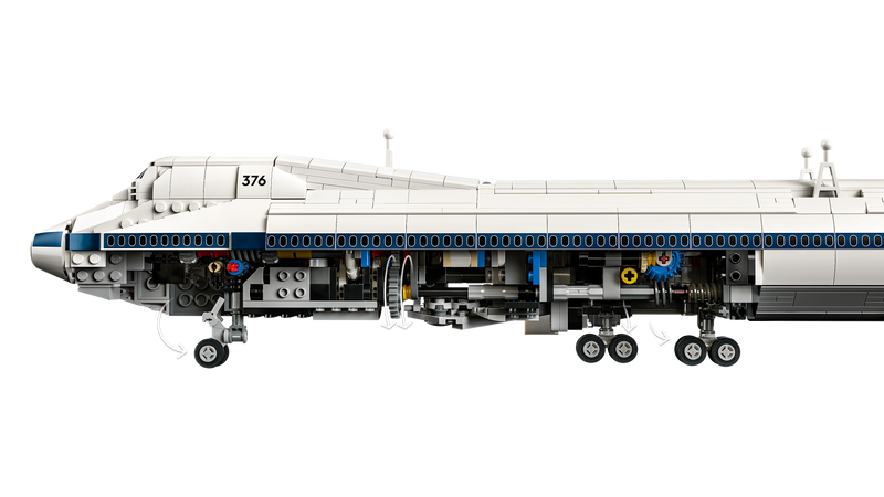 LEGO Shuttle Carrier Aircraft 2417 Pieces (British brand)