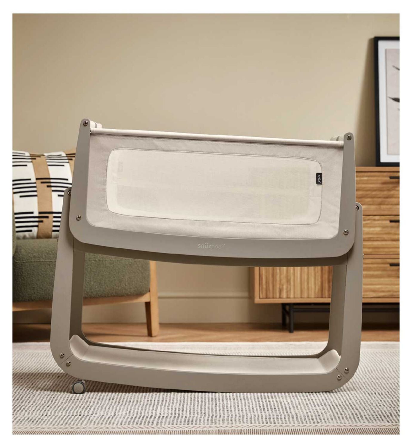 Snuz SnuzPod 5 Bedside Crib Pebble (British brand)