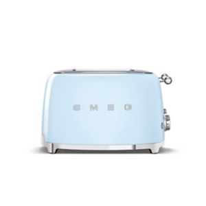 محمصة Smeg 50s بأربع شرائح لون أزرق باستيل