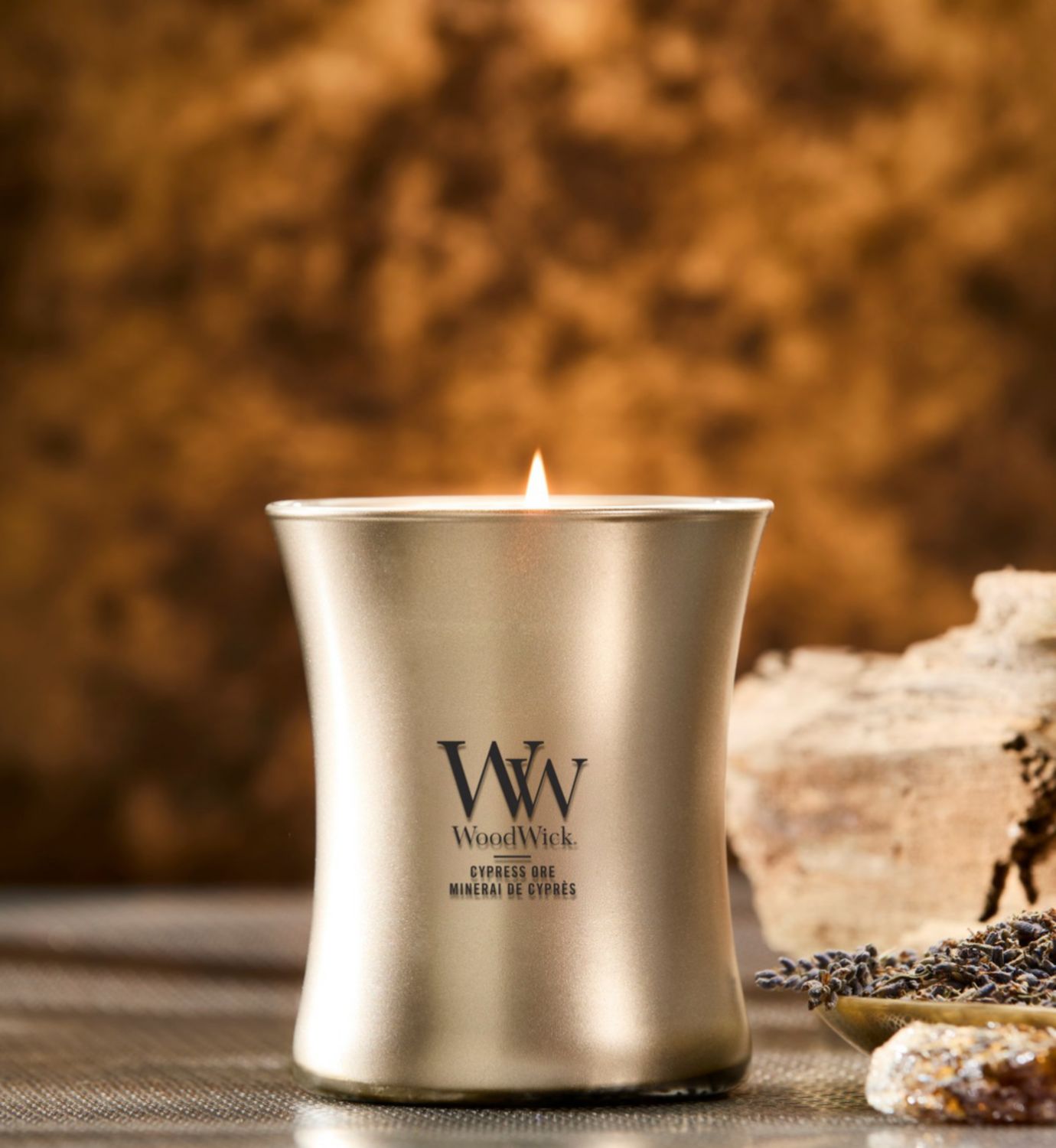 Woodwick Renew Hourglass Candle Lavender Cypress 275g - British product