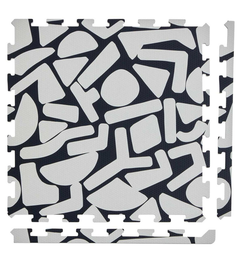 Tutti Bambini Infinity baby playmat Oddity Mono, UK version