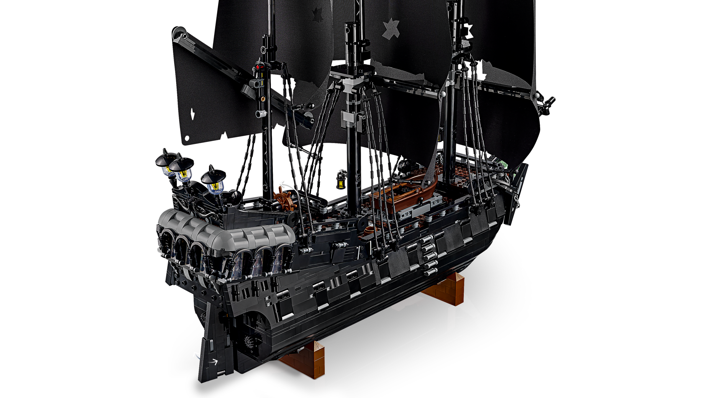 LEGO Captain Jack Sparrow's Pirate Ship 2862 Piece - British product