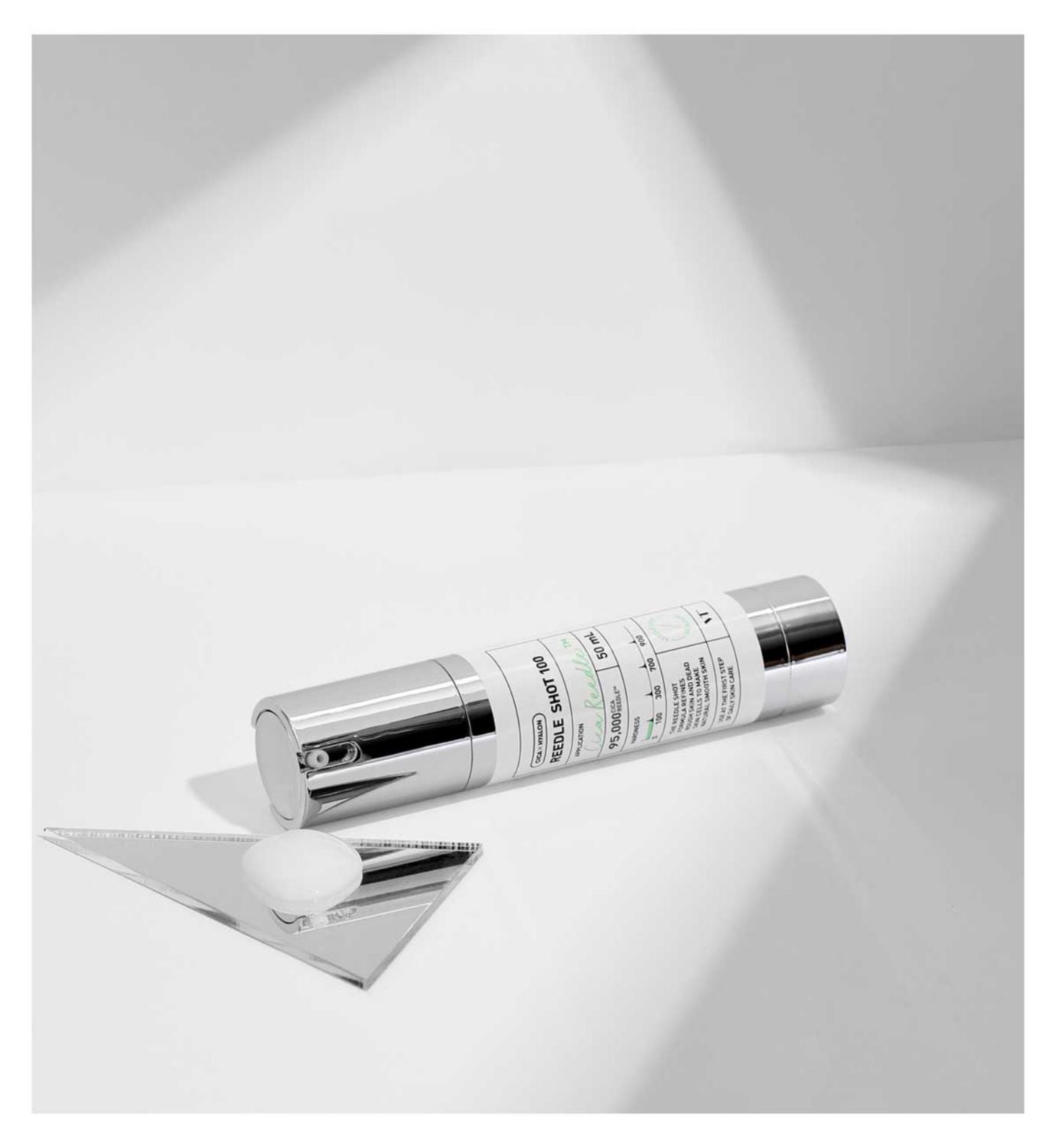 VT Reedle Shot 100 Facial Serum 50ml (British brand)