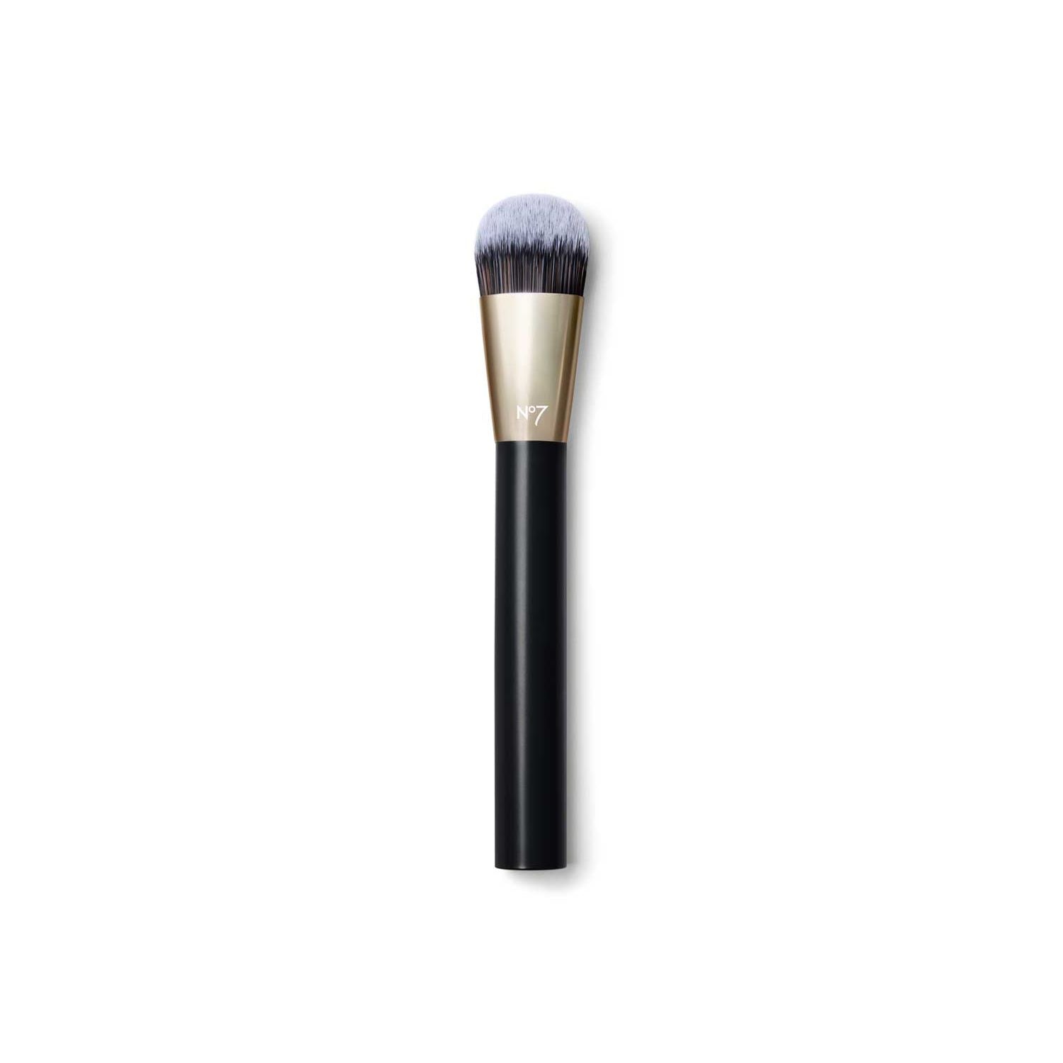 No7 Pro Artist Perfect Canvas Flat Foundation Brush (British brand)