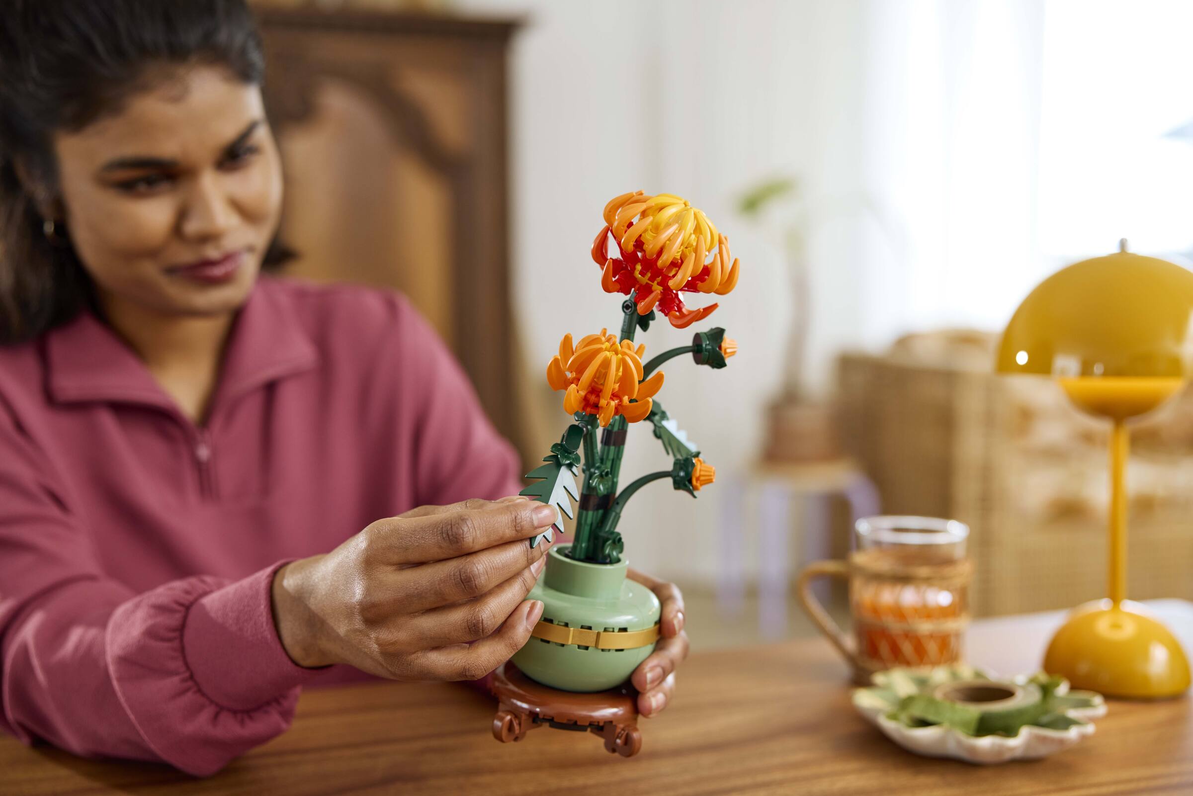 LEGO Chrysanthemum flower model building kit - British product