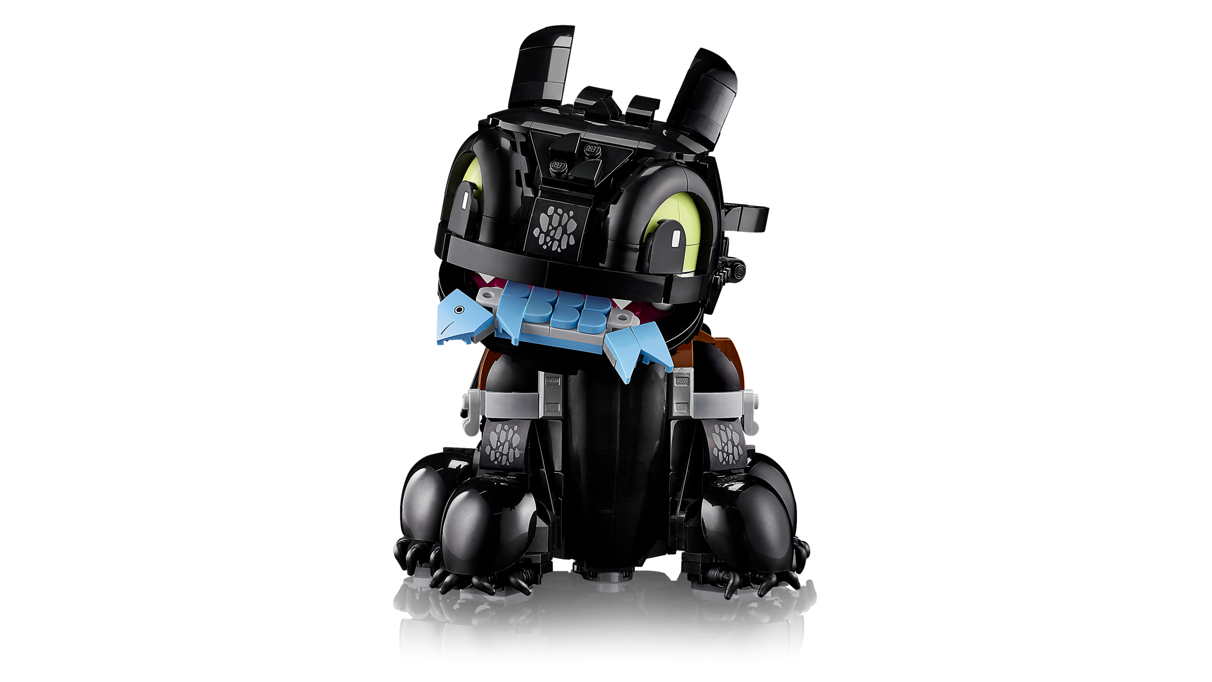 LEGO Icons Toothless Dragon set box, UK version