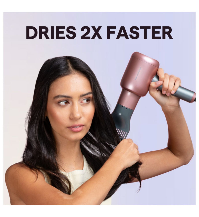 Wavytalk ionic hair dryer with accessories, UK version