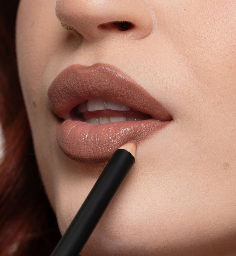 KASH Beauty Low Rise lip liner 1.5g - British product