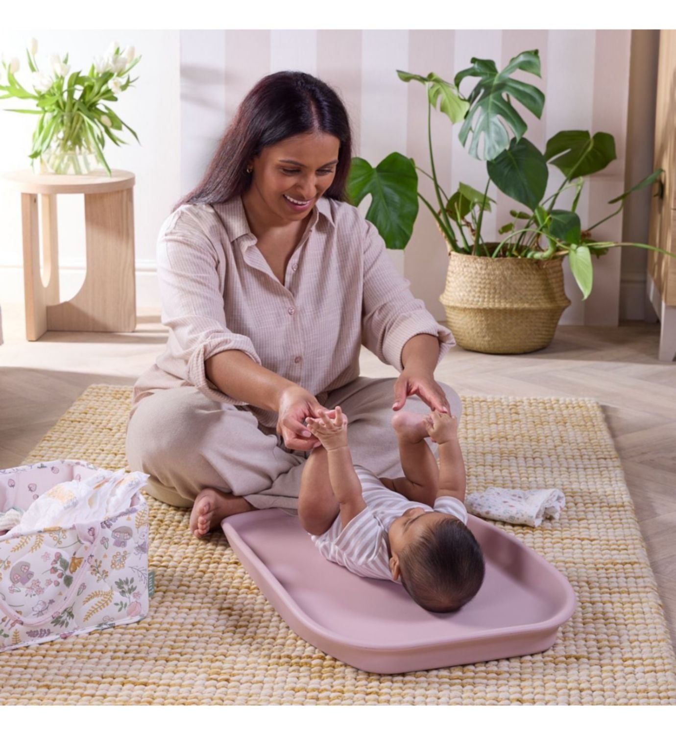 Tutti Bambini baby changing mat Petal mini, UK version