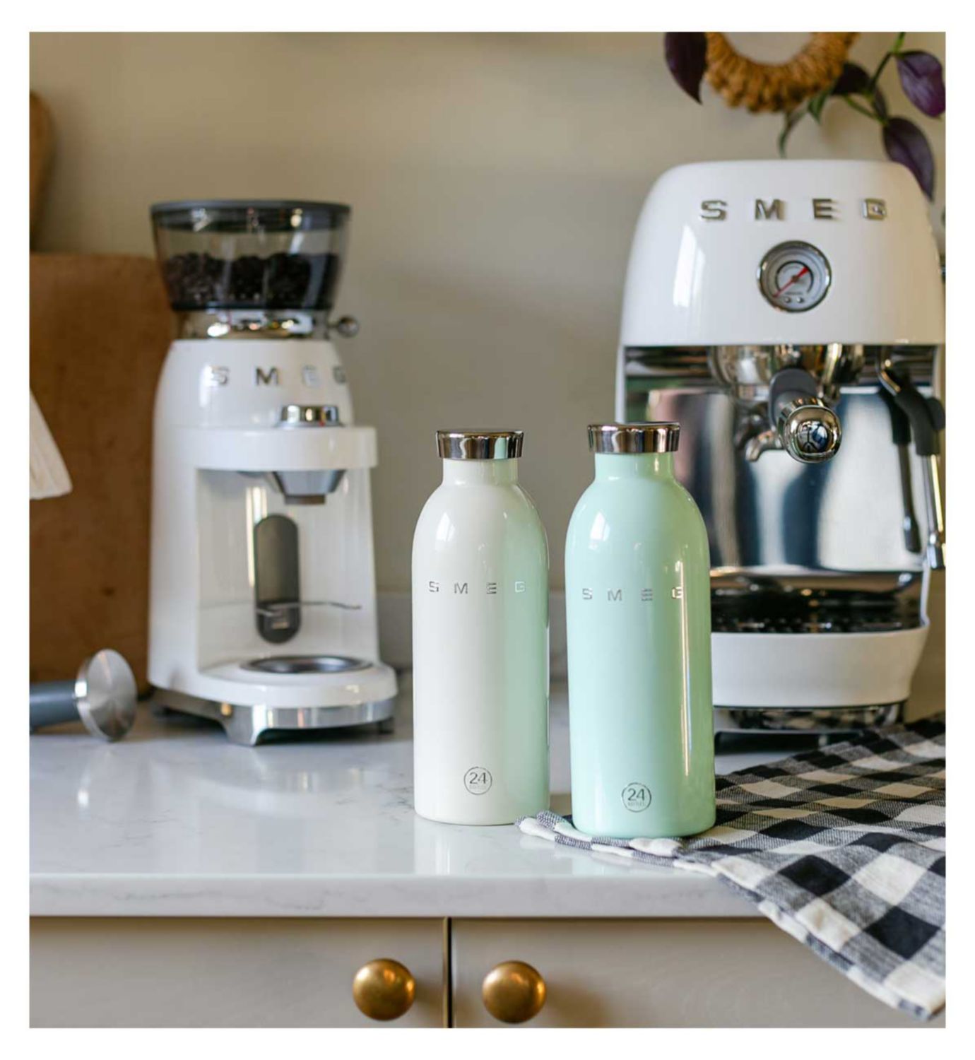 Smeg 24Bottles bottle Pastel Green 500ml, UK version