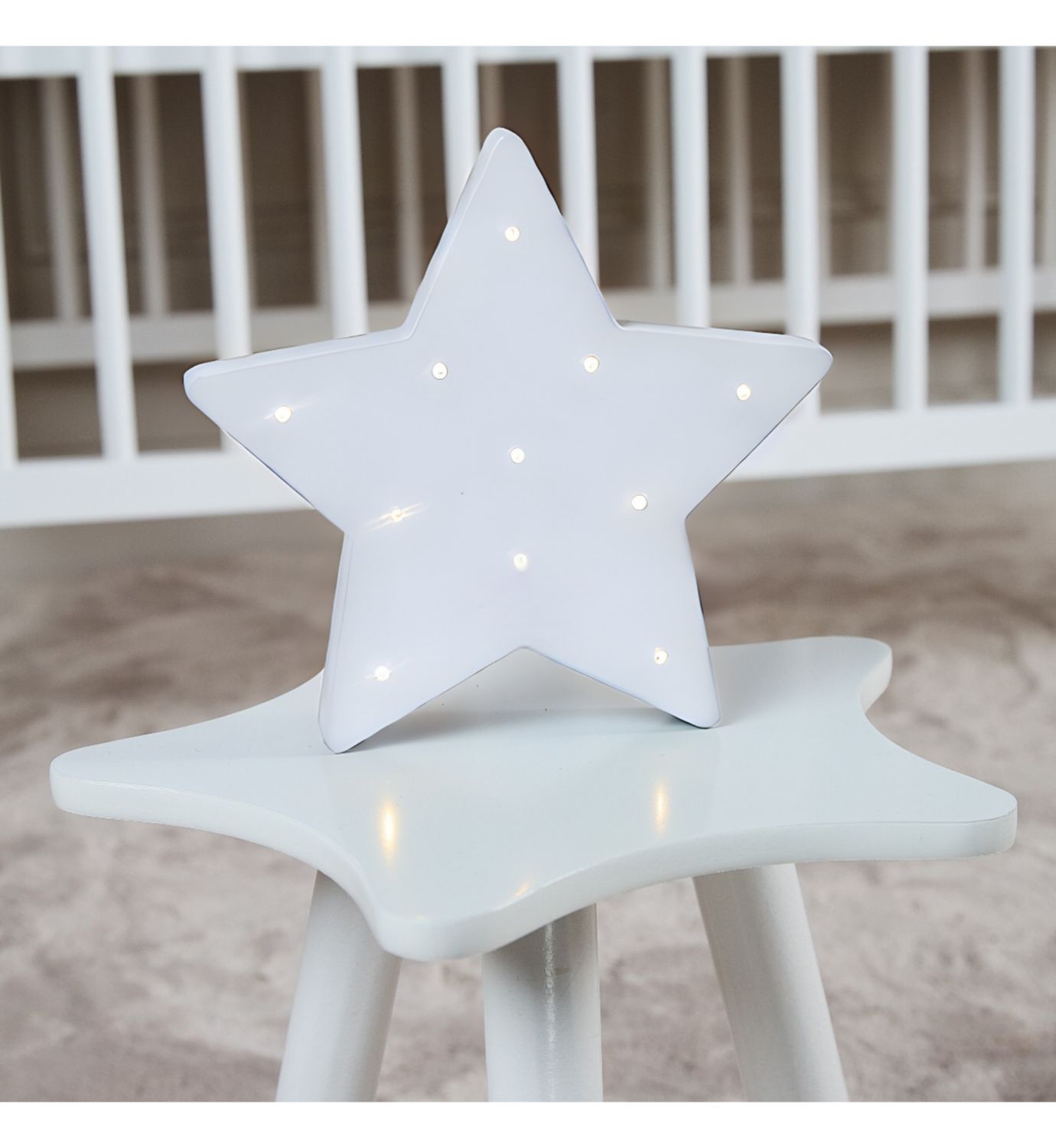 Purflo wooden star nursery light, decorative light (British brand)