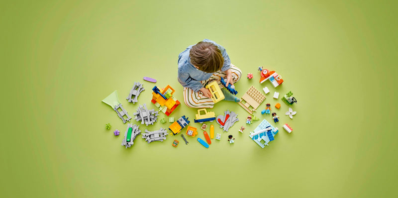 LEGO DUPLO Big Interactive Community Train, UK version