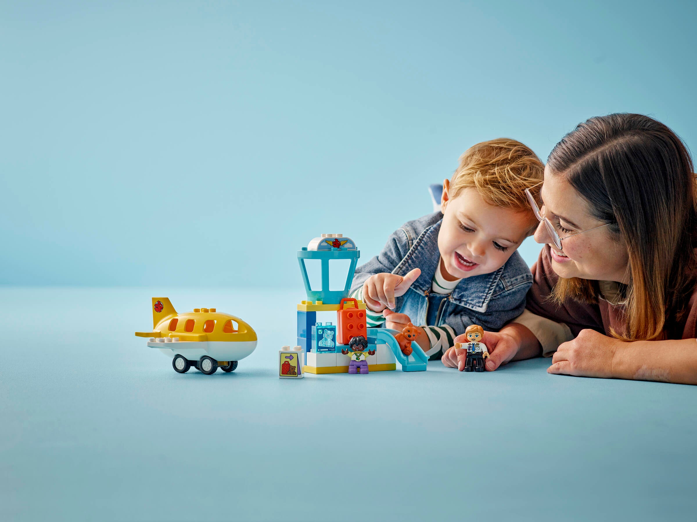 Lego Duplo Airport Building Set 23 Pieces - British product