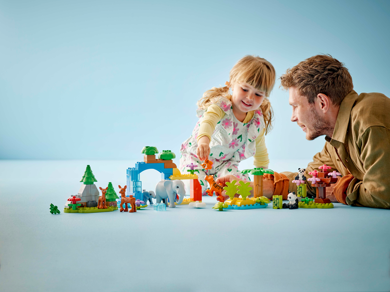 LEGO DUPLO Wild Animal Families Building Blocks 92 Pieces - British product