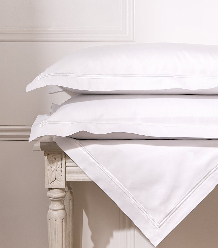 Peter Reed Pendle Boudoir pillowcase 30cm x 40cm, imported from the UK