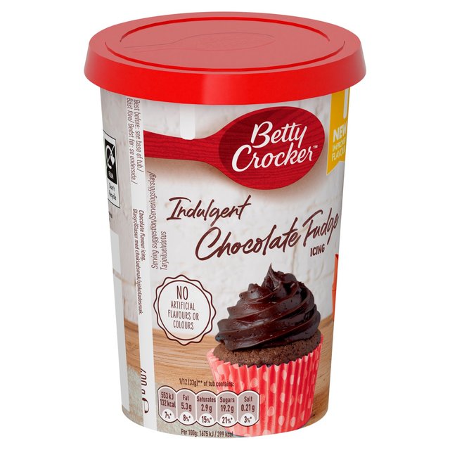 Betty Crocker Chocolate Fudge Icing   400g GOODS M&S   