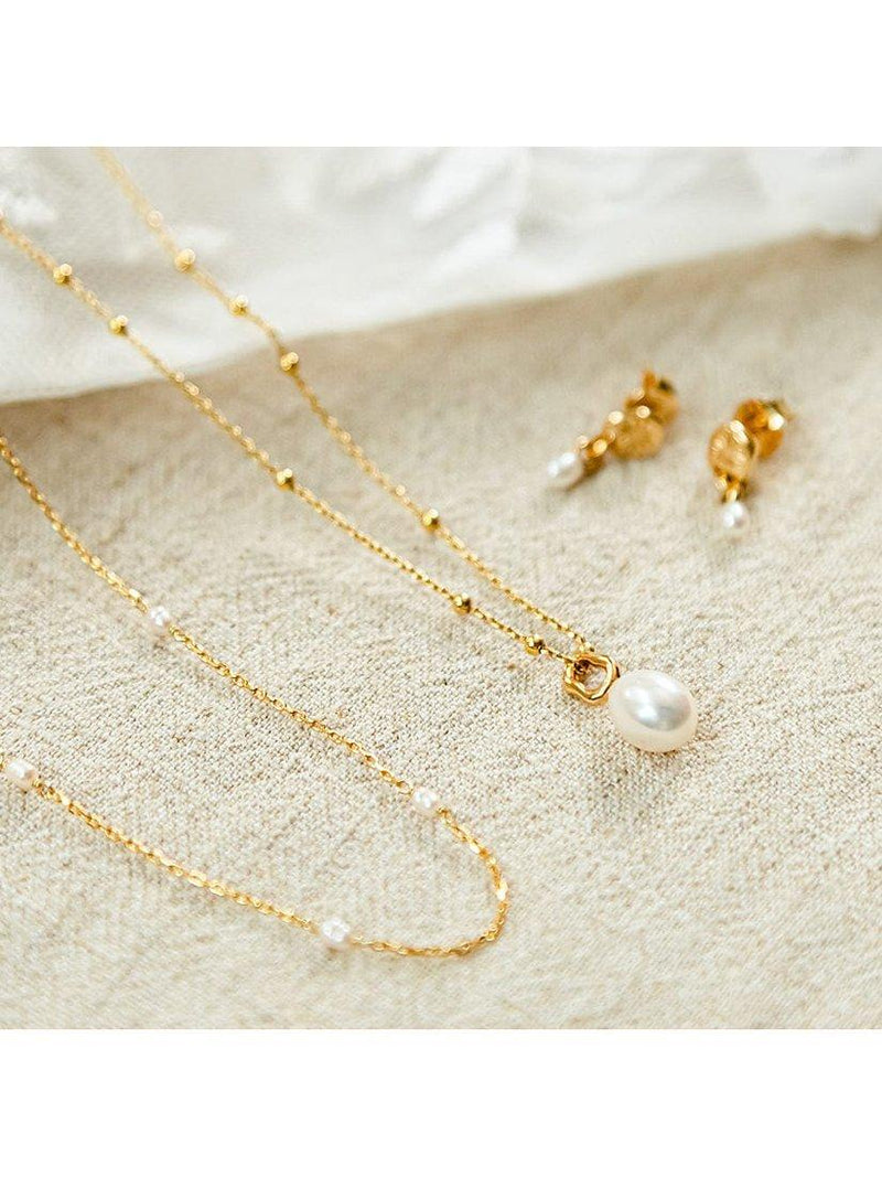 Daisy London freshwater pearl pendant necklace gold plate (British brand)
