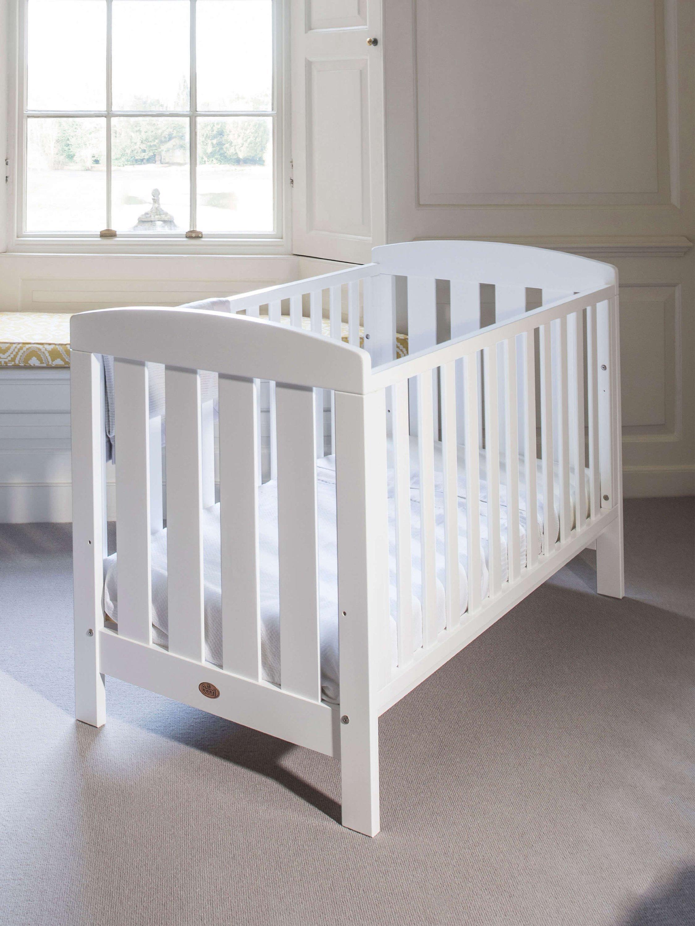 Boori Alice cotbed with mattress white - British product