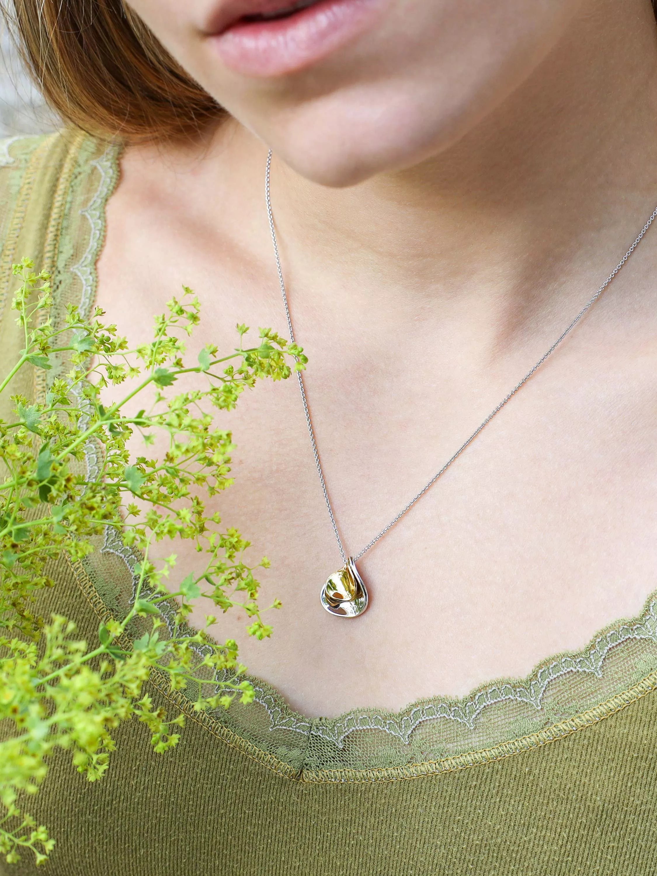 Kit Heath two-tone pendant necklace with 45cm chain (British brand)