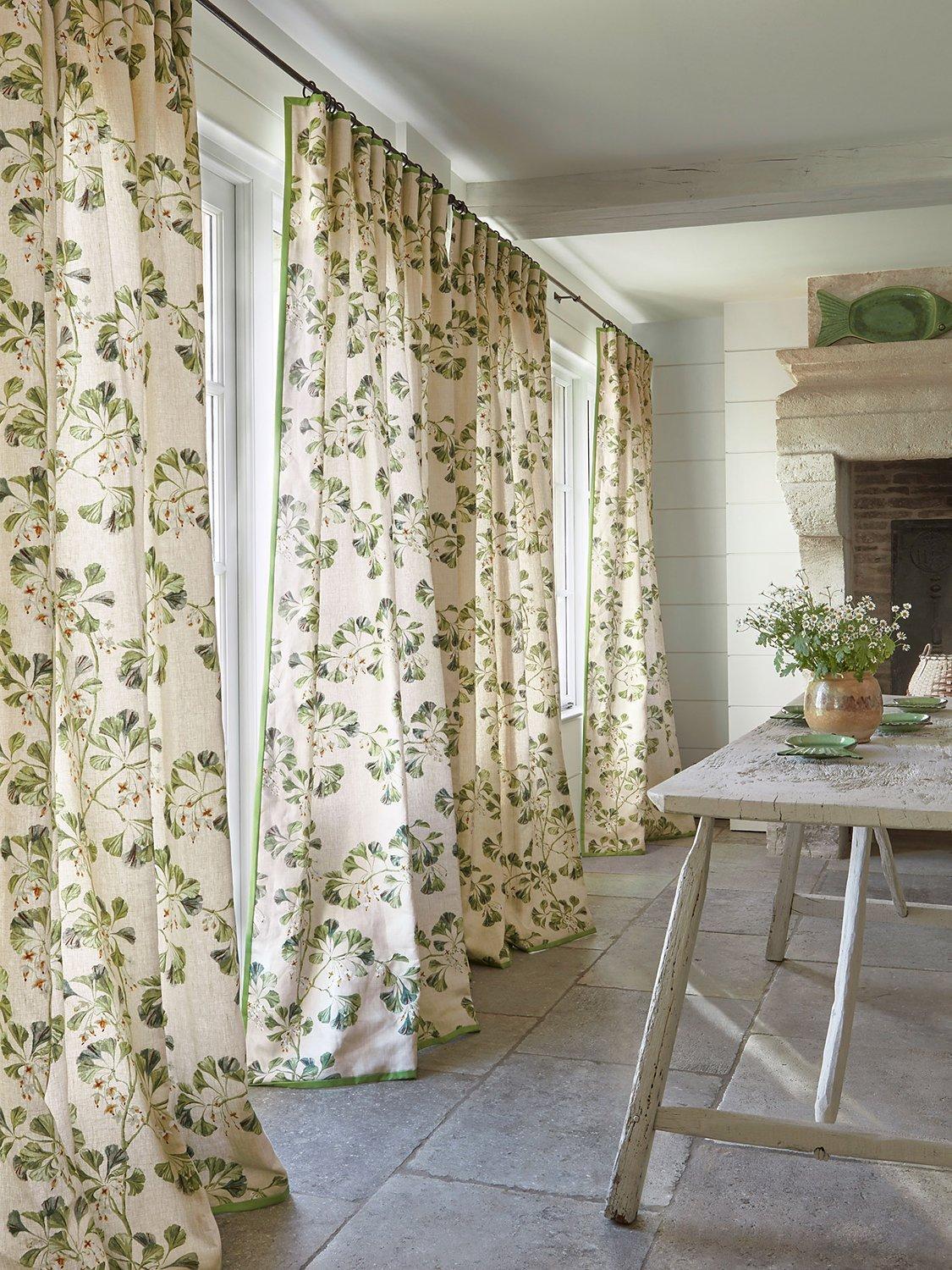 Colefax and Fowler Greenacre furnishing fabric 135cm, UK version