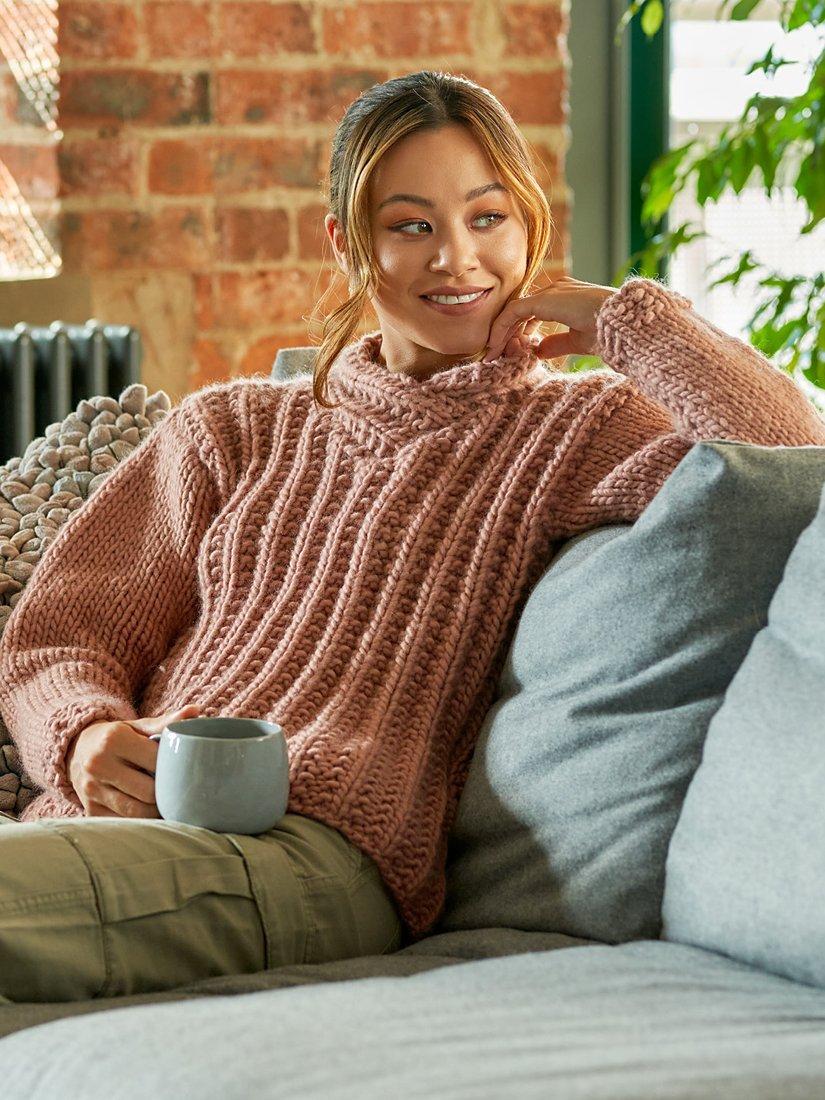 West Yorkshire Spinners Retreat Super Chunky Knitting Book (British brand)