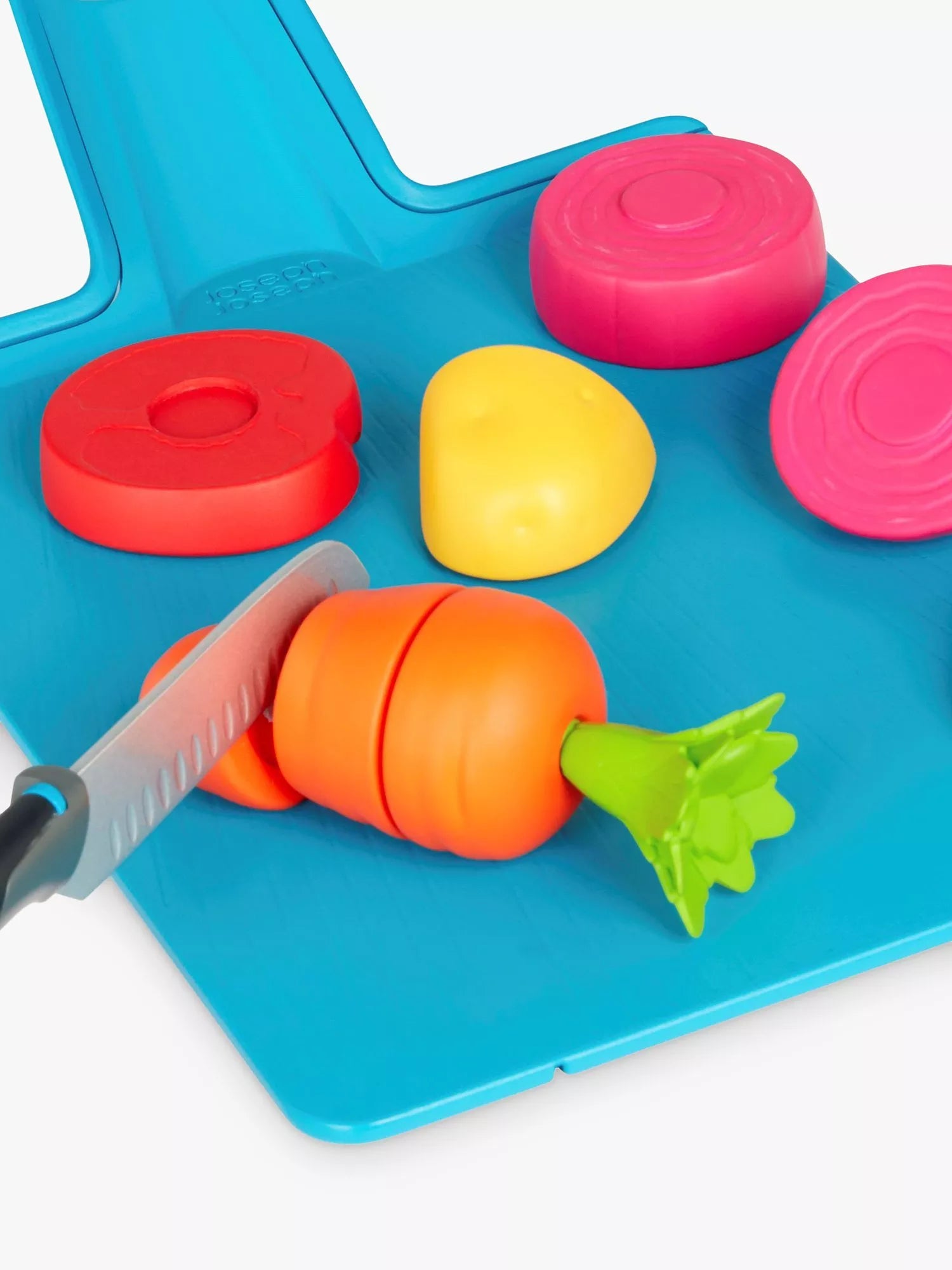 Casdon toy food prep set Chop2Pot (British brand)
