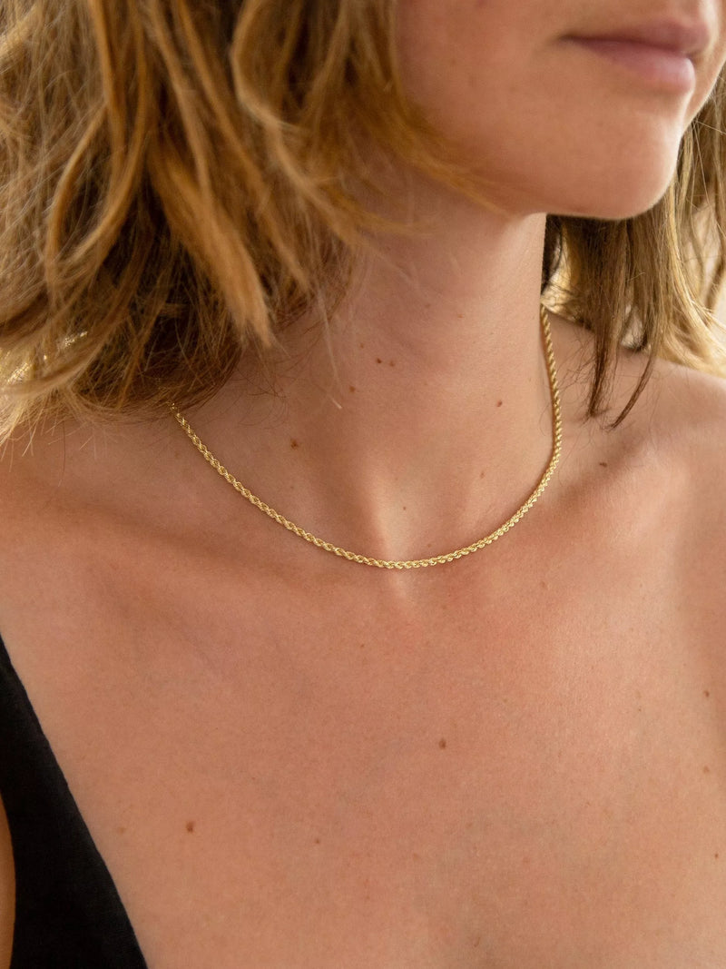 IBB 9ct yellow gold hollow short rope chain necklace 16 inch (British brand)