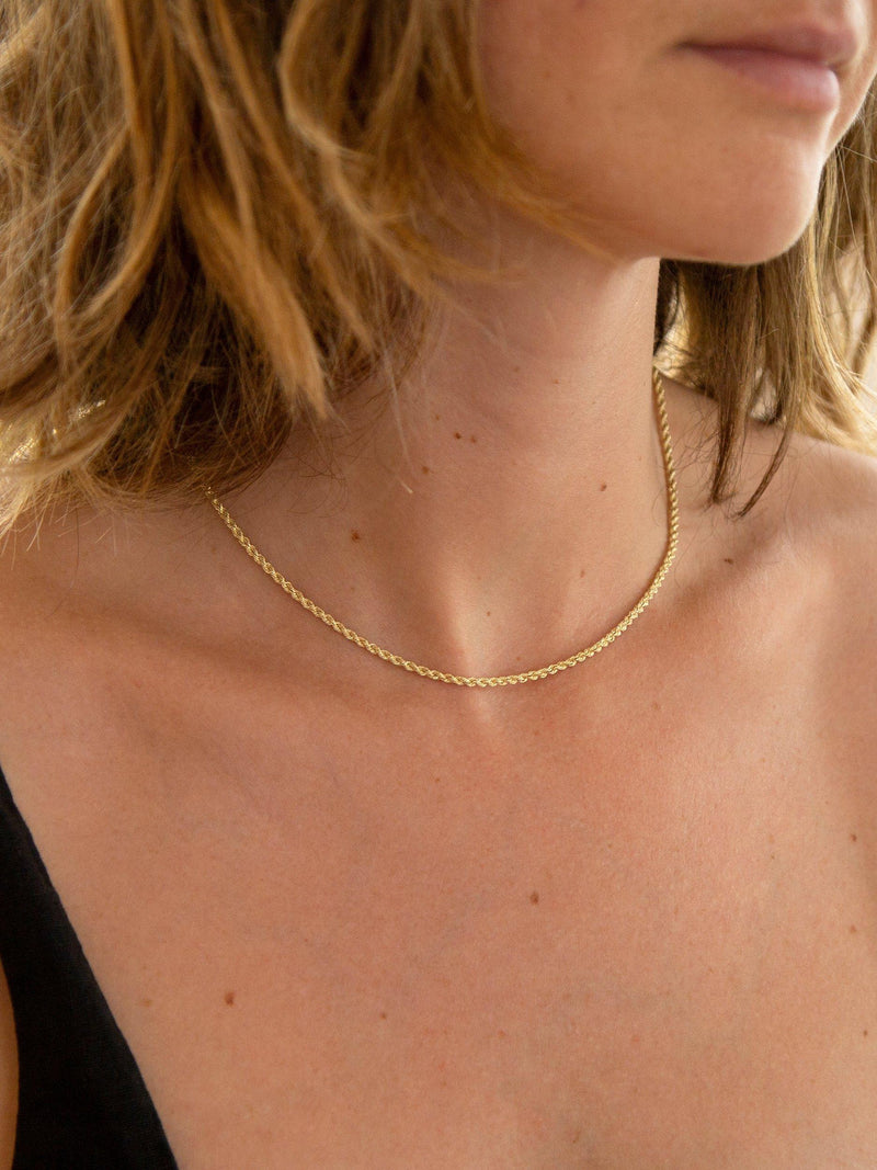 IBB 9ct yellow gold hollow short rope chain necklace 16 inch (British brand)