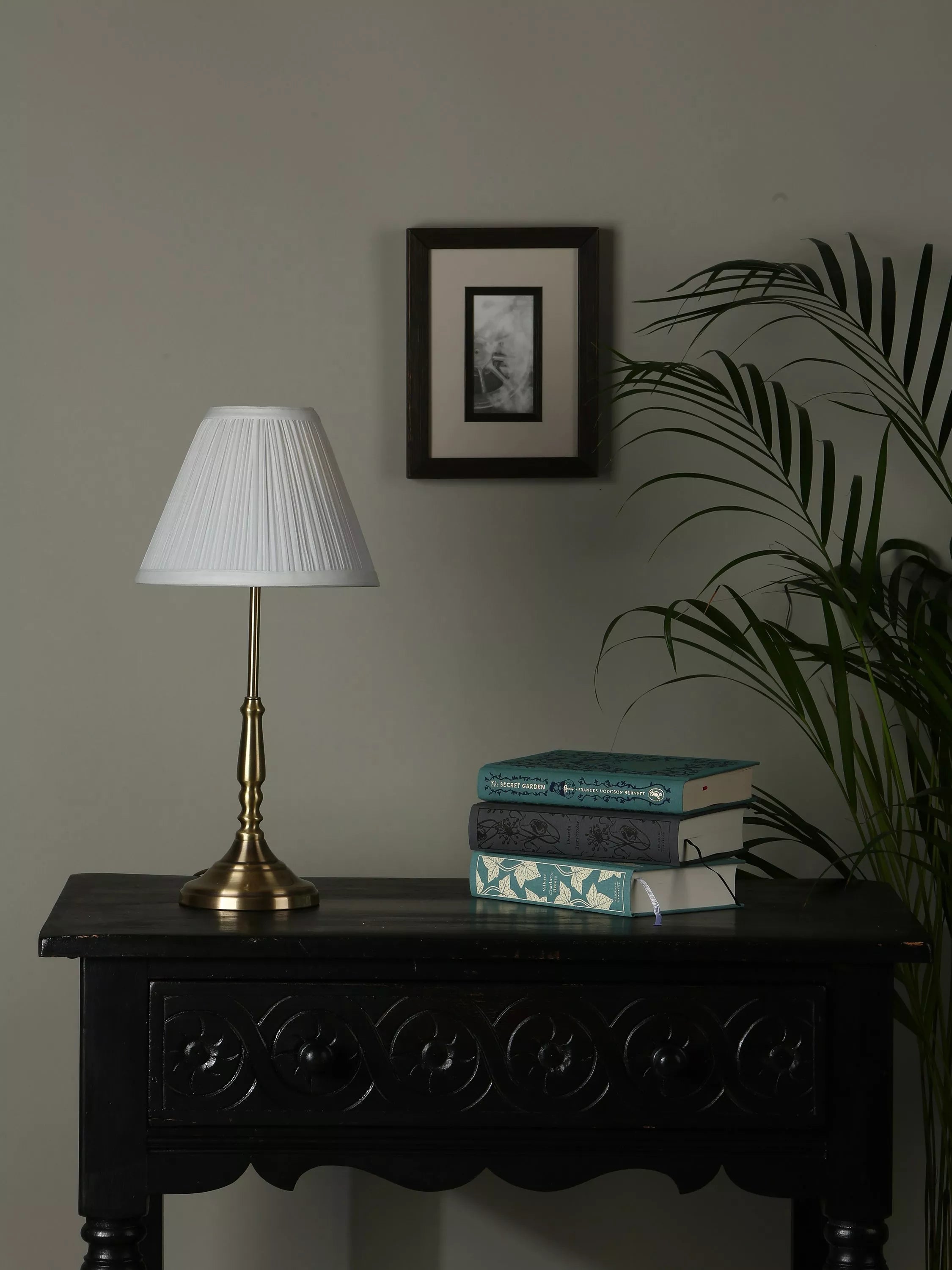 Laura Ashley Elliot small table lamp in antique brass - British product