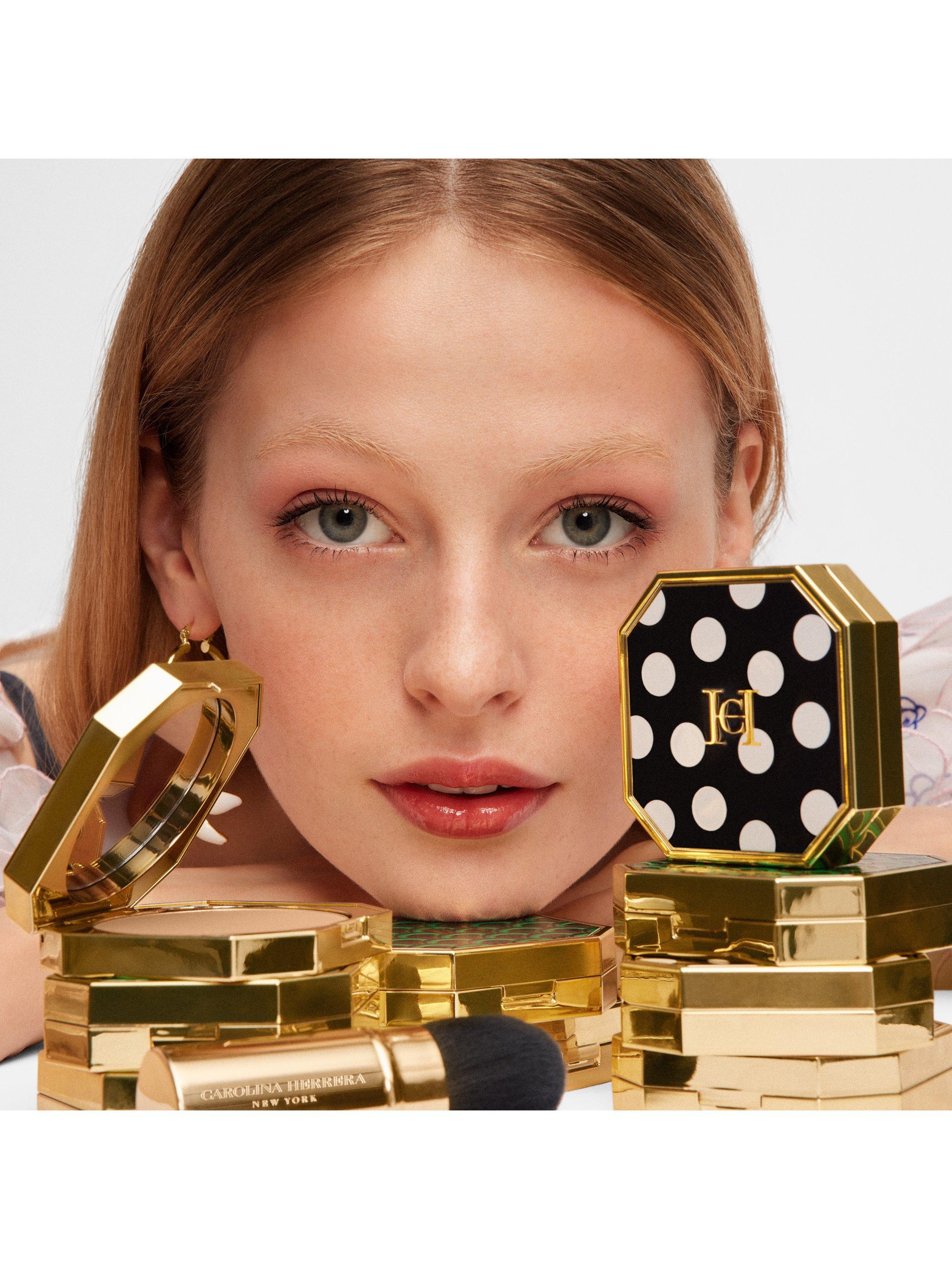 Carolina Herrera Compact Case - British product