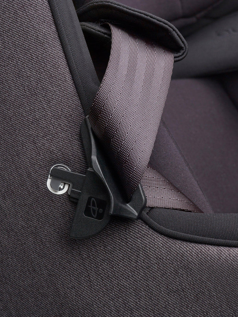 Bugaboo Owl by Nuna i-Size baby car seat - British product