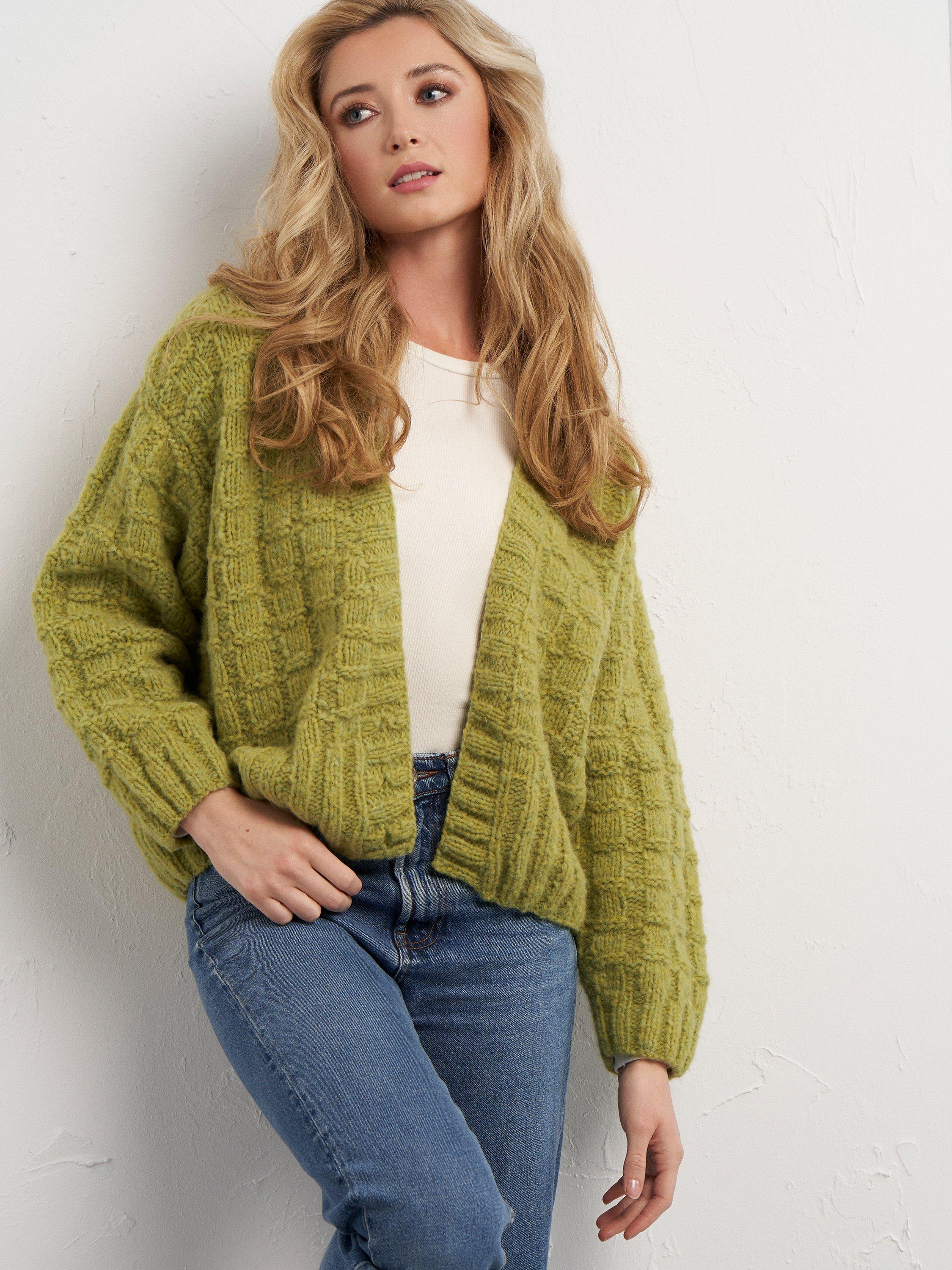 Rowan Easy Fleece knitting pattern booklet 64 pages, UK version