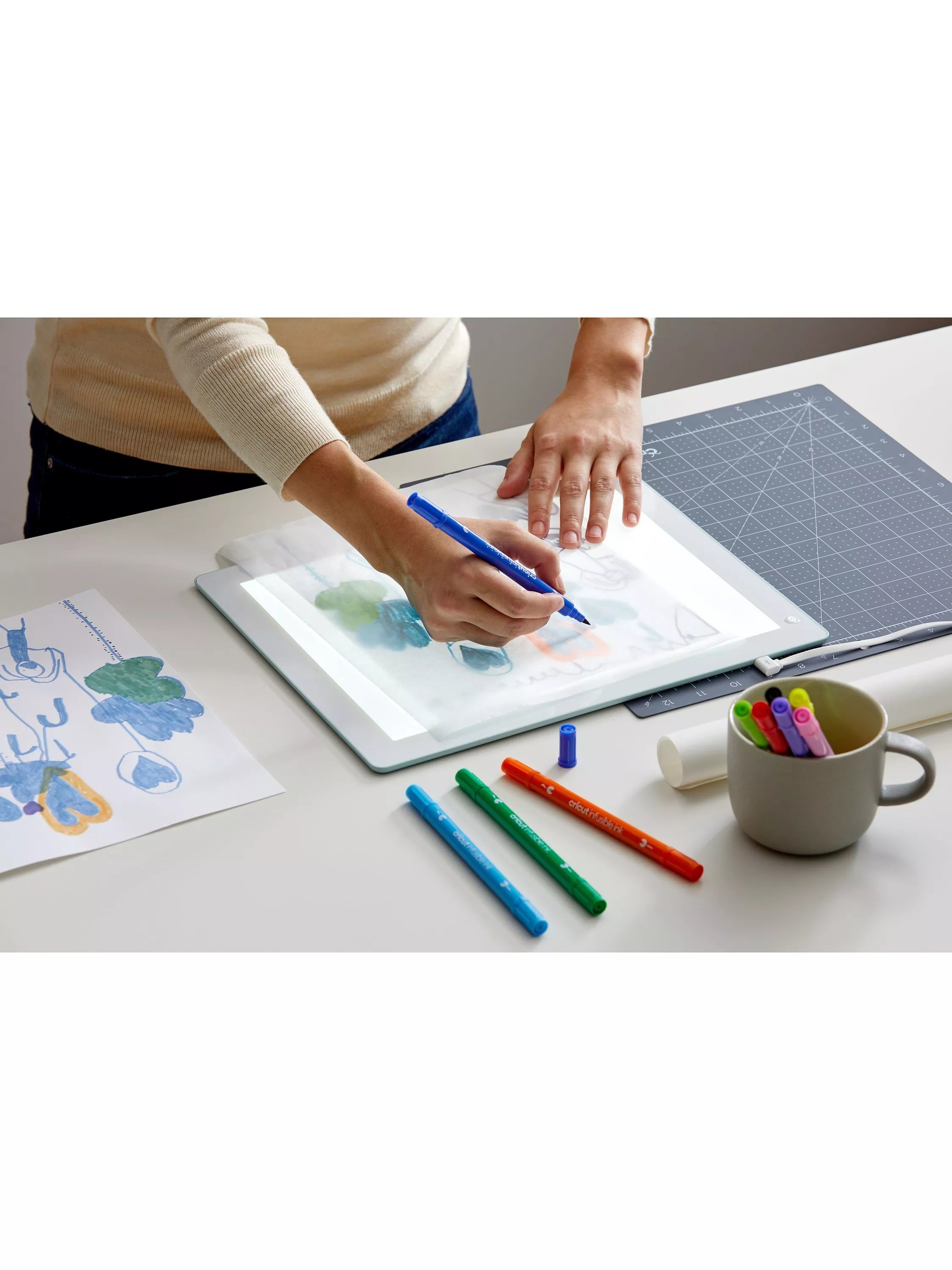 Cricut BrightPad Go cordless light pad 29.2cm x 22.8cm (British brand)