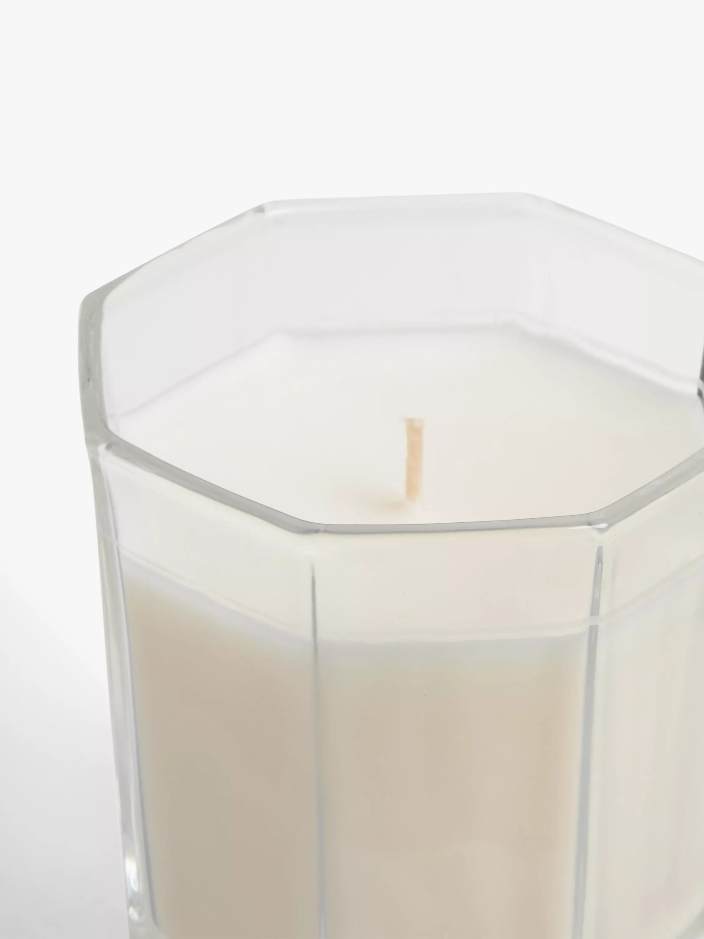John Lewis white tea bergamot scented candle 200g (British brand)