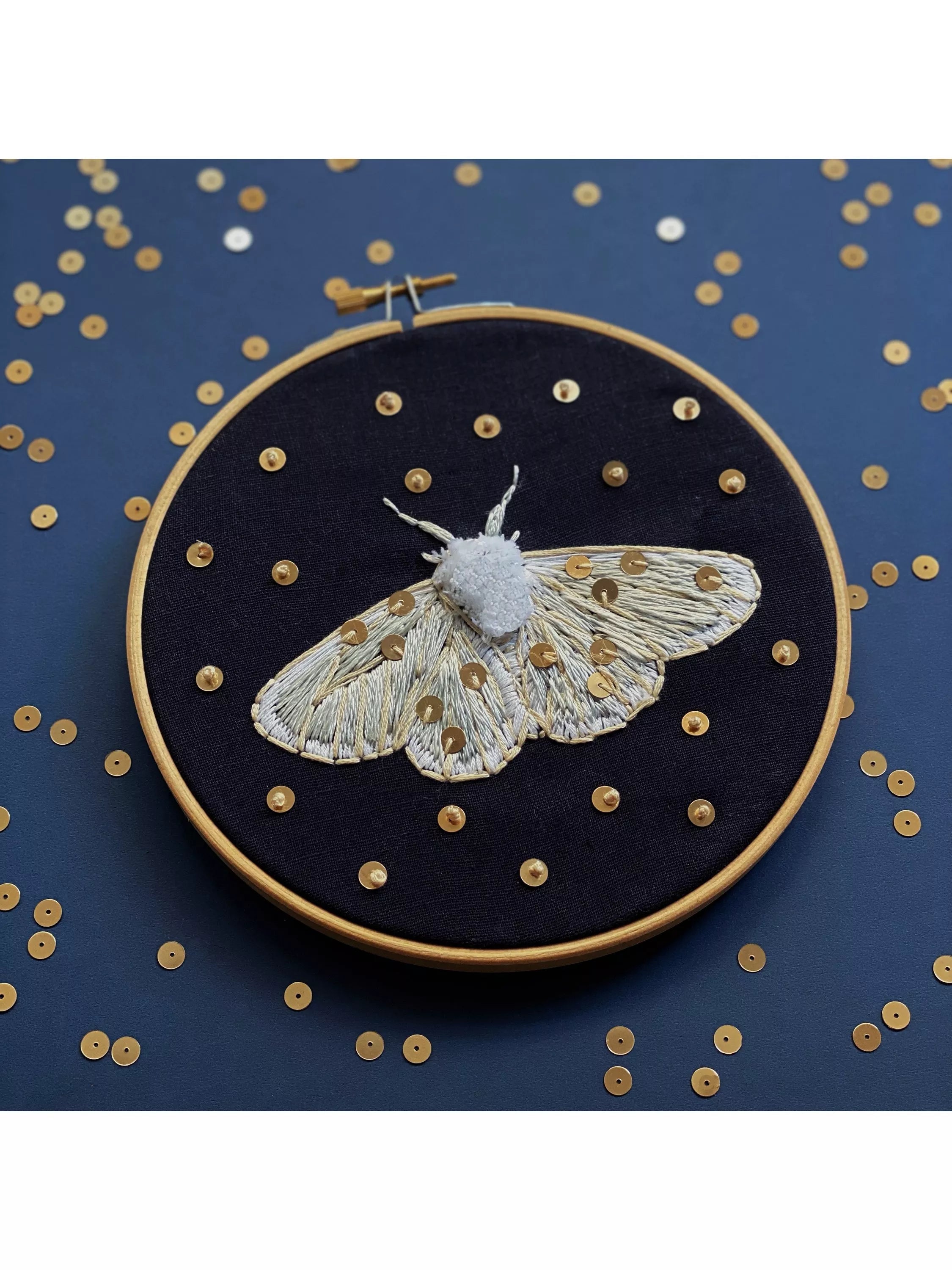 MakeBox & Co moth moon embroidery kit 15cm 12cm - British product