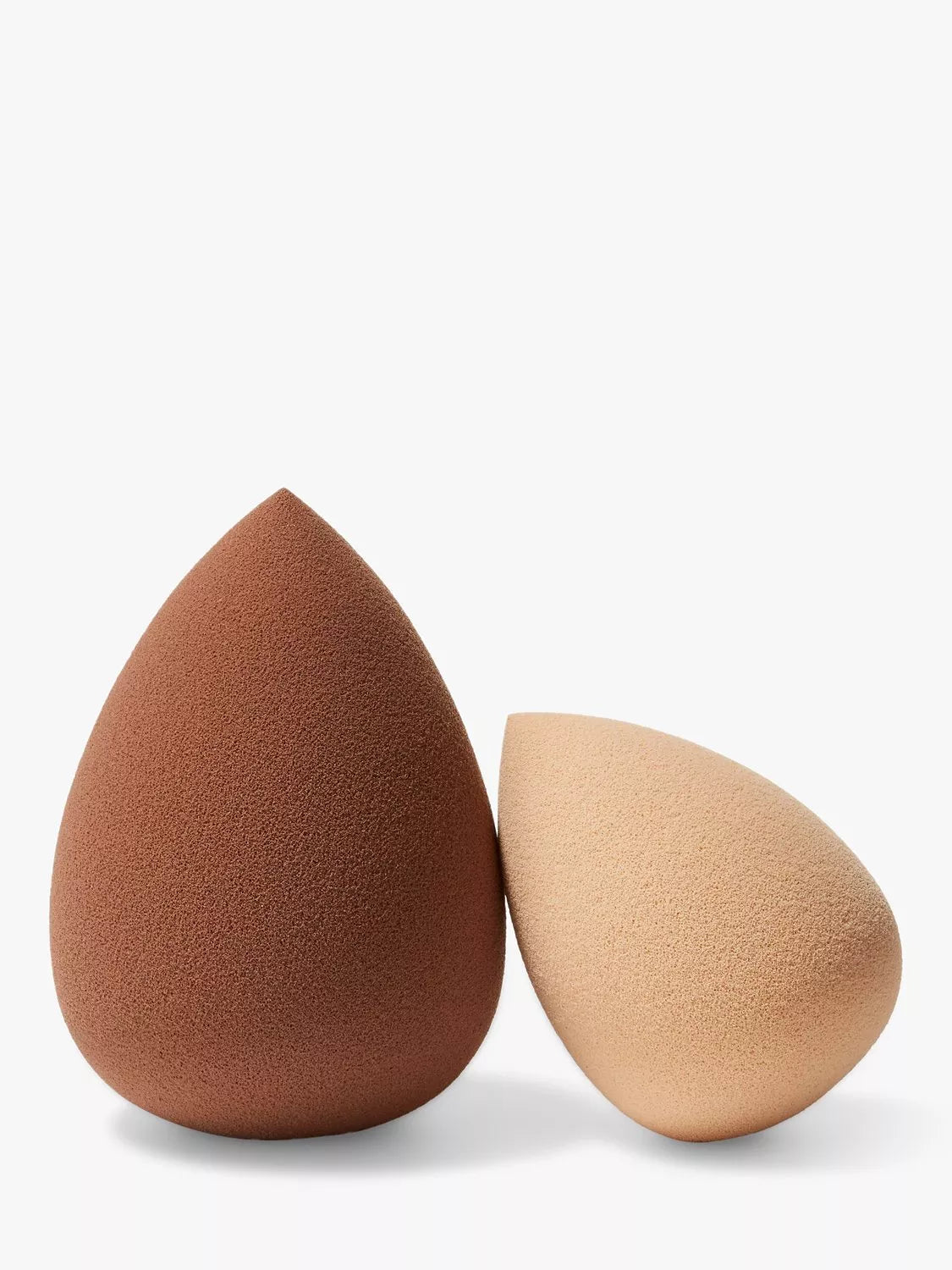 Spectrum Pantherine makeup sponge set with full and half sizes (British brand)