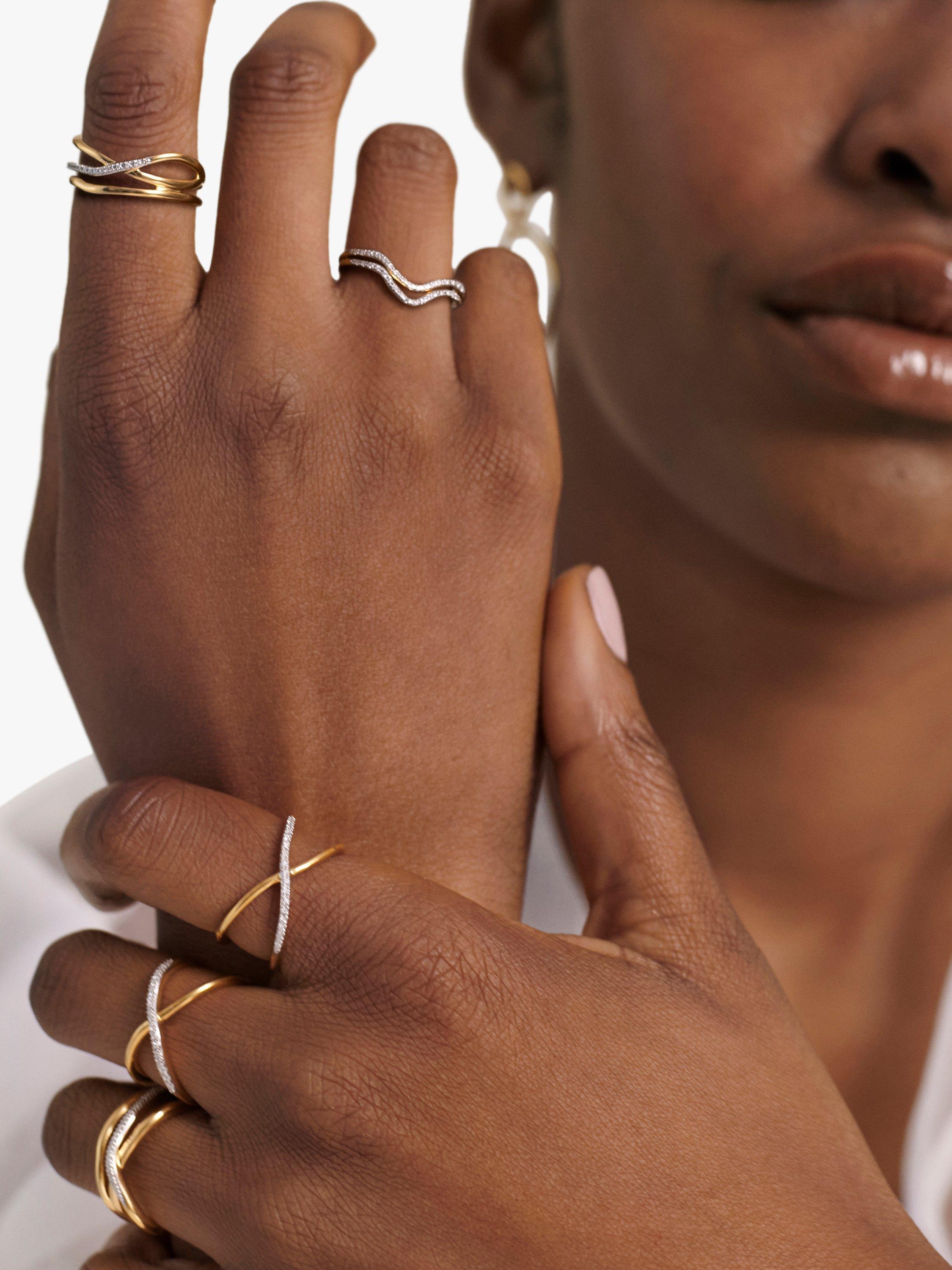 Monica Vinader Kiss Diamond Ring in gold, UK version