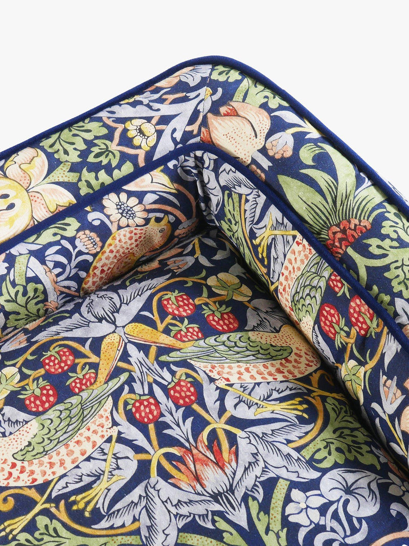 Morris & Co. Strawberry Thief dog bed medium - British product