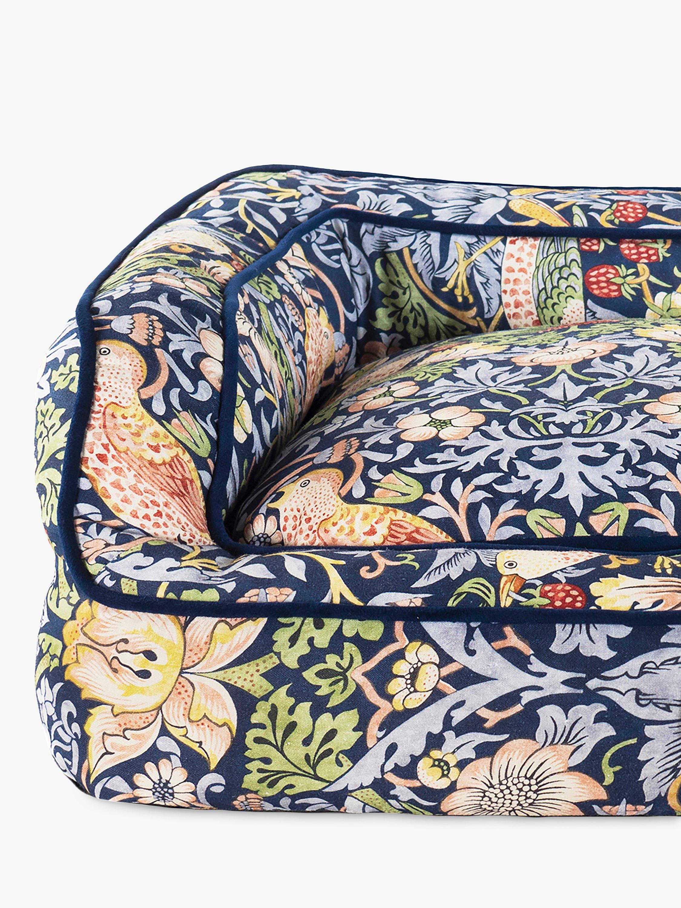 Morris & Co. Strawberry Thief dog bed medium - British product