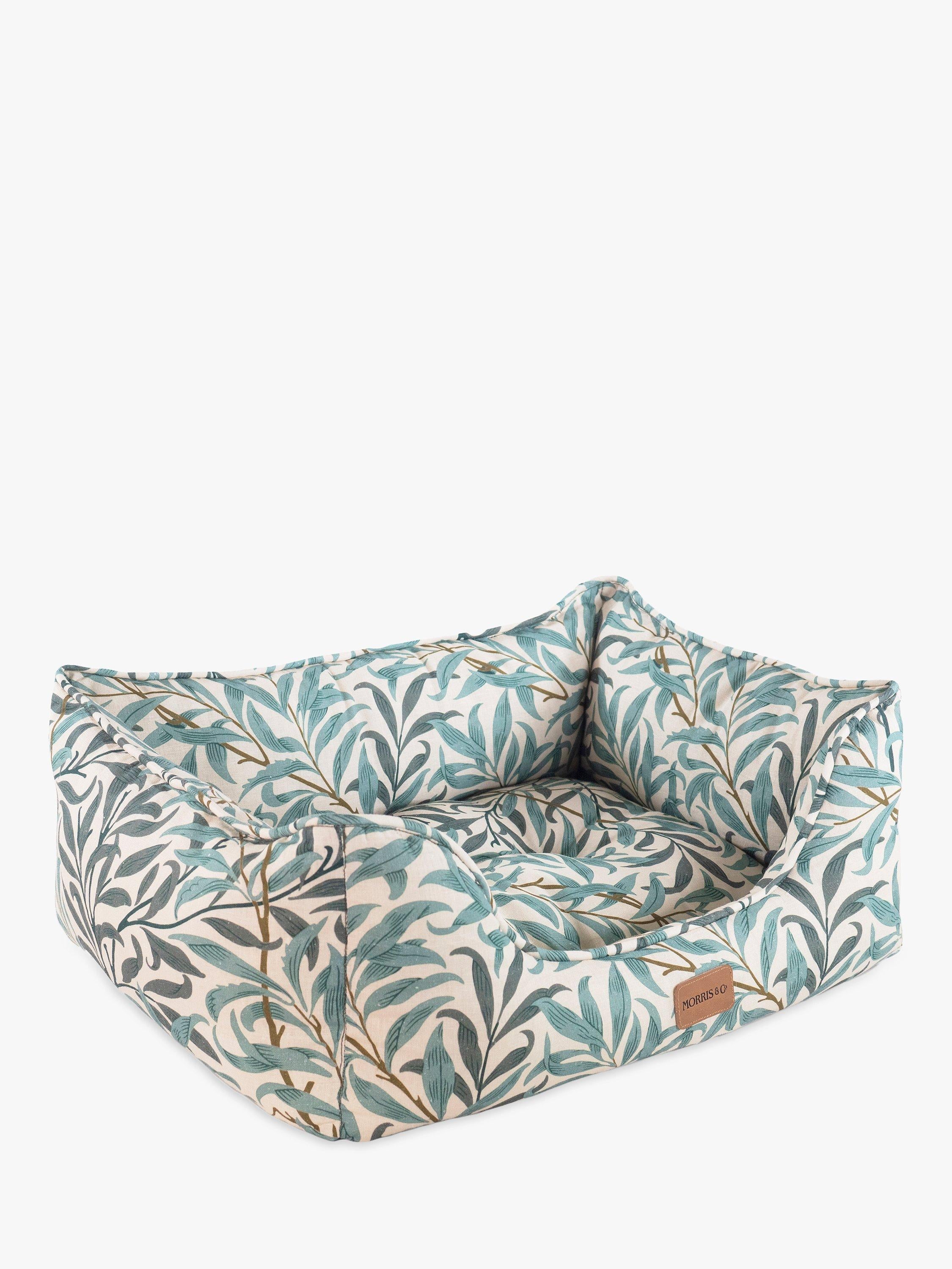 Morris & Co. Willow Bough pet bed blue, UK version
