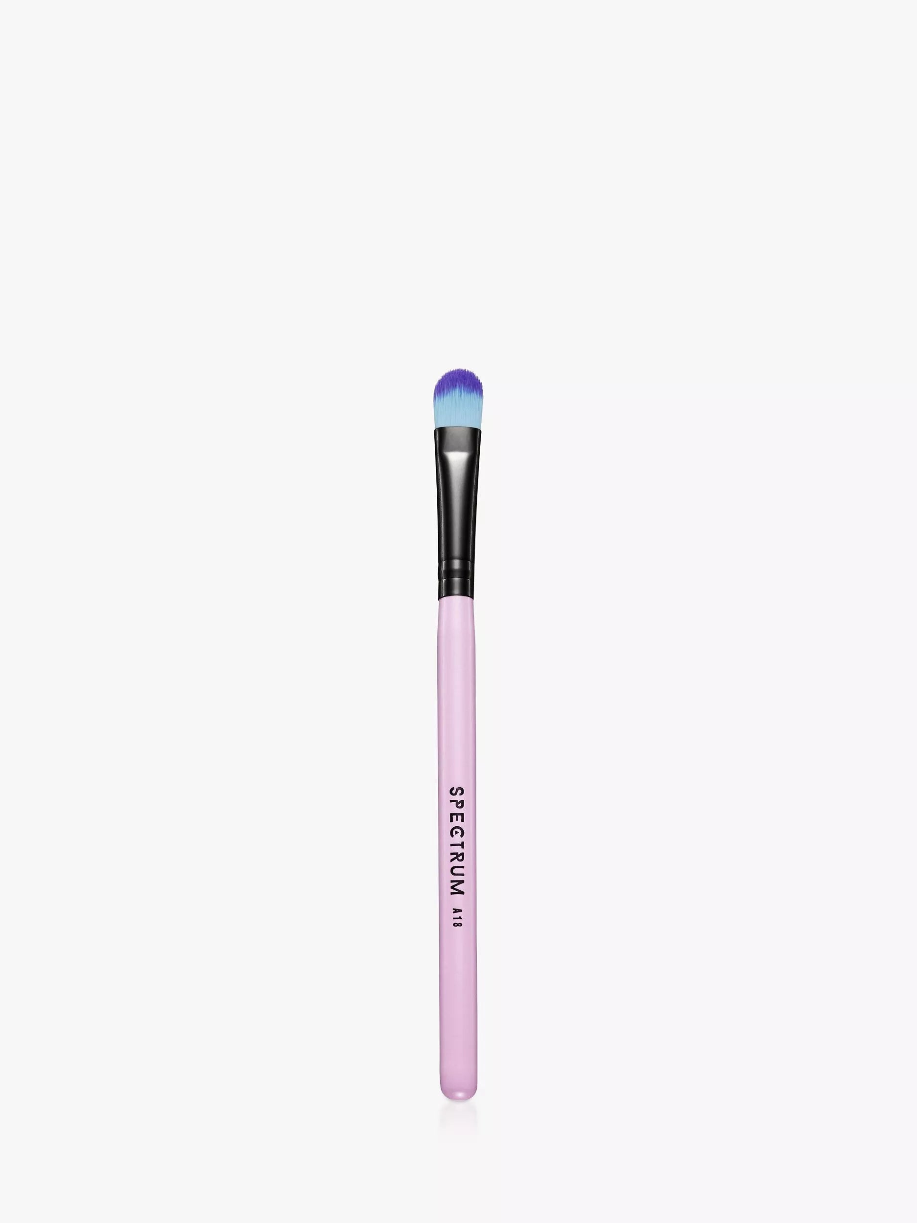 Spectrum oval concealer makeup brush (British brand)