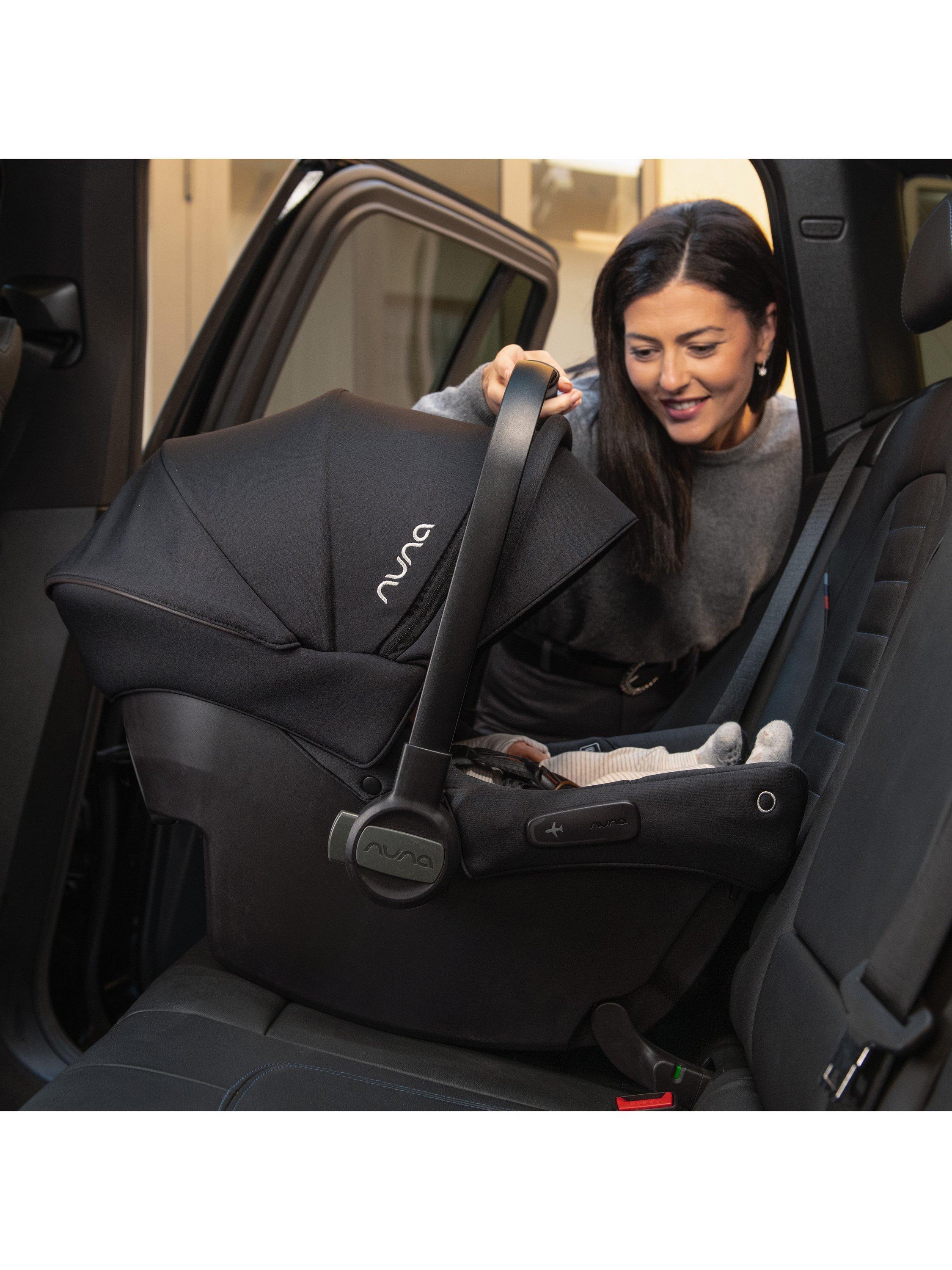 Nuna baby car seat Caviar, imported from the UK