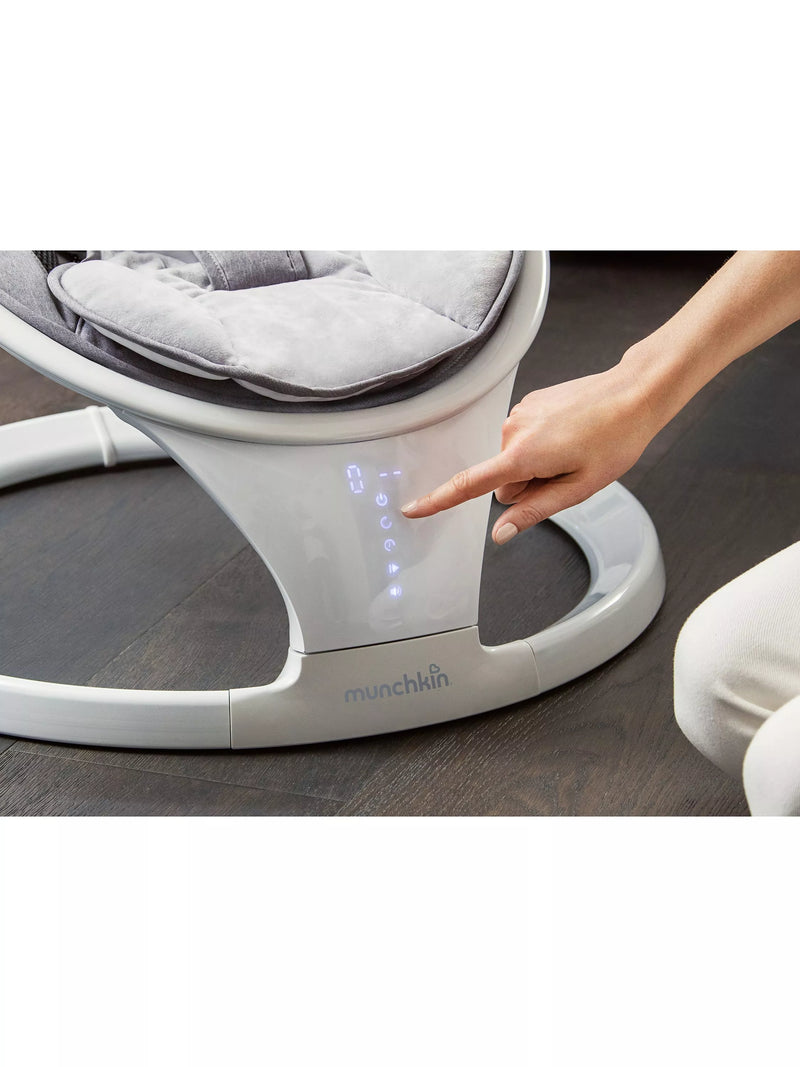 Munchkin Bluetooth baby swing lightweight, UK version