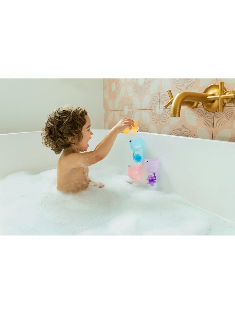 Munchkin Falls bath toy, imported from the UK