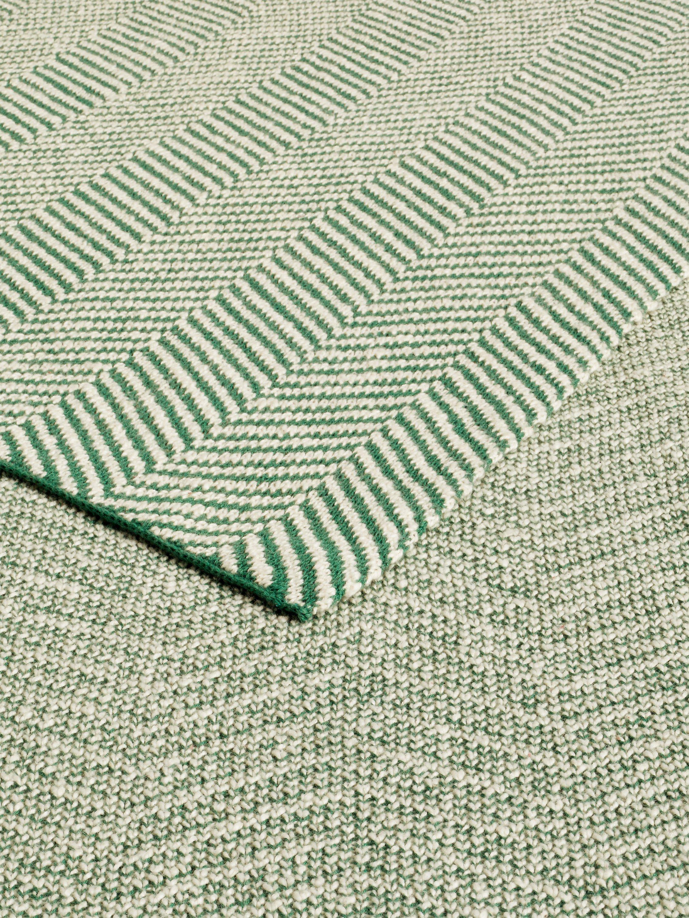 John Lewis herringbone knit throw king size, imported from the UK